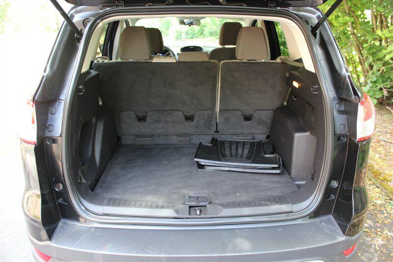 used 2013 Ford Escape car, priced at $7,495