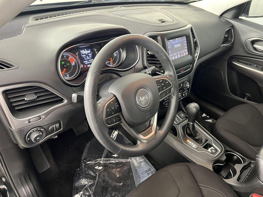 used 2019 Jeep Cherokee car, priced at $13,899