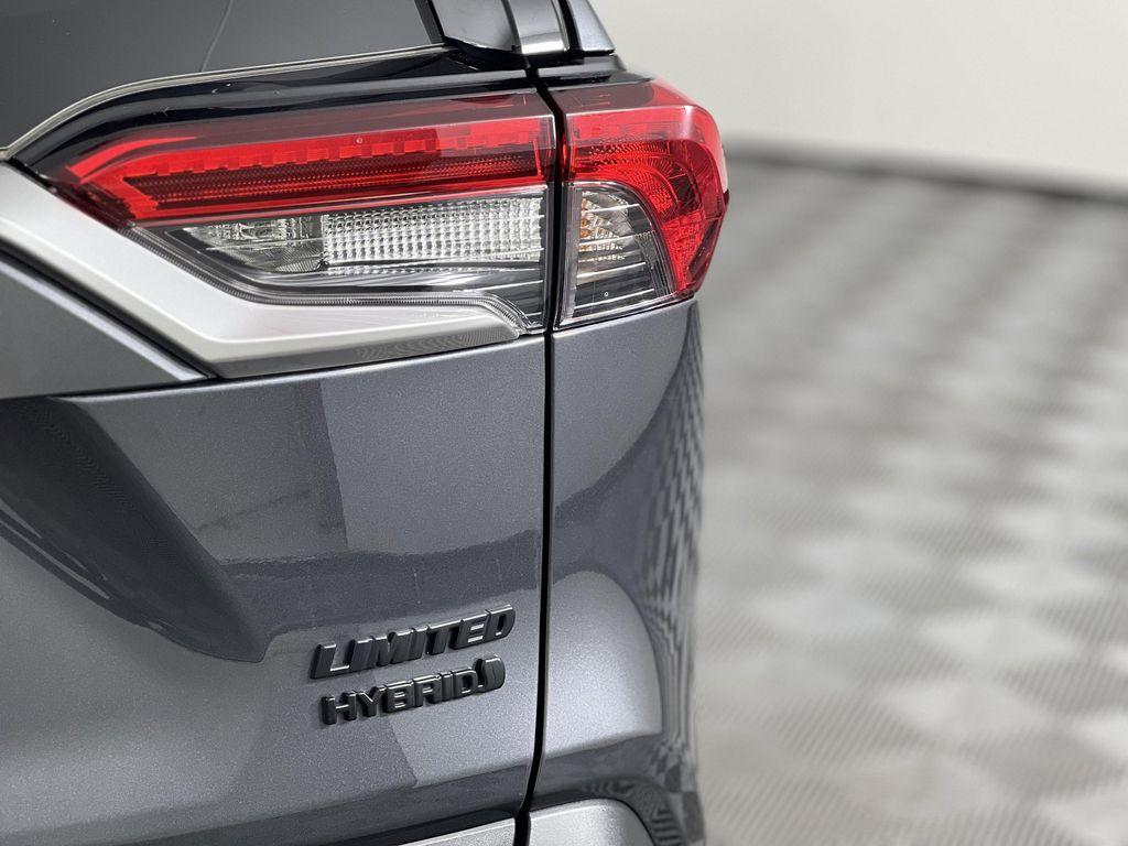 used 2020 Toyota RAV4 Hybrid car, priced at $27,231