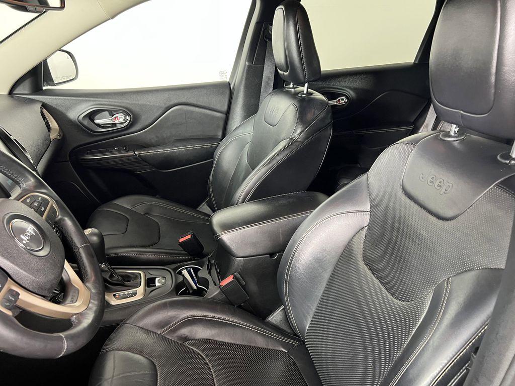 used 2015 Jeep Cherokee car, priced at $12,700