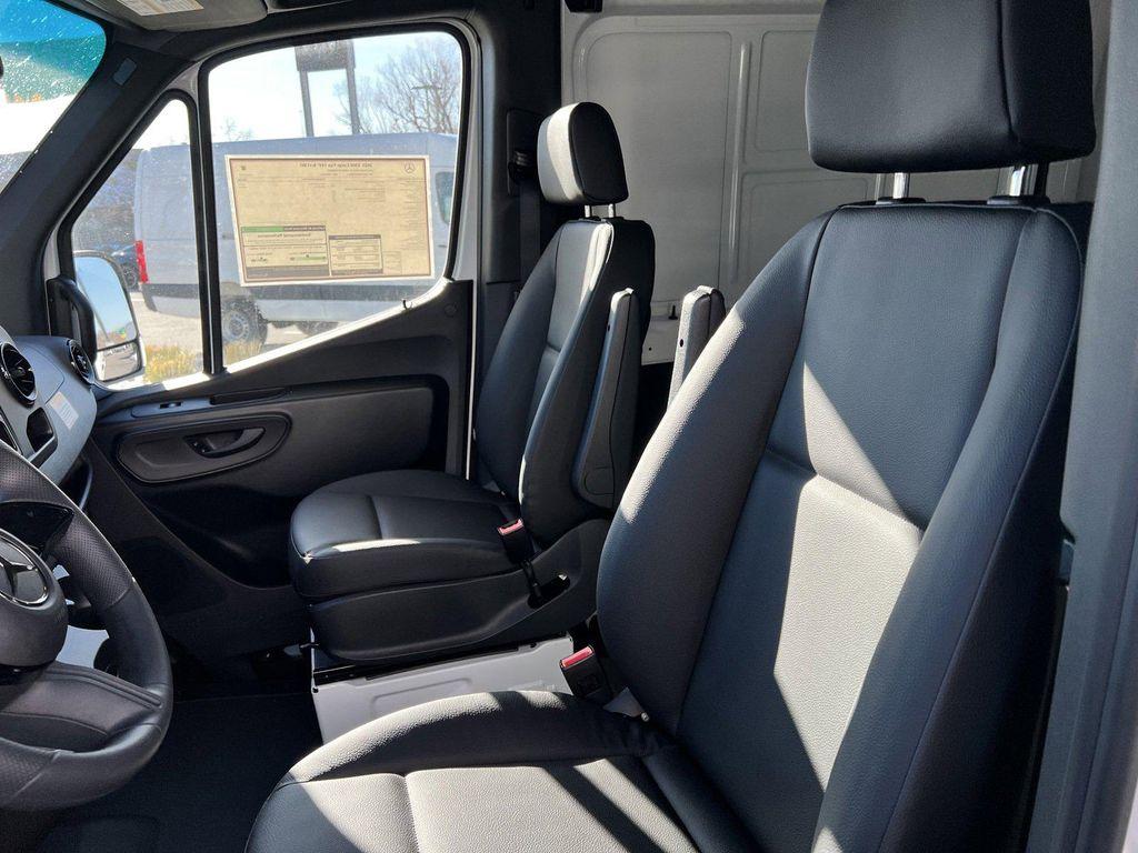 new 2025 Mercedes-Benz Sprinter 2500 car, priced at $61,662