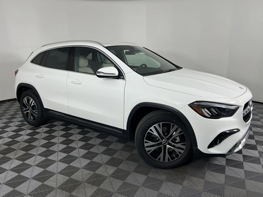 used 2026 Mercedes-Benz GLA 250 car, priced at $39,994
