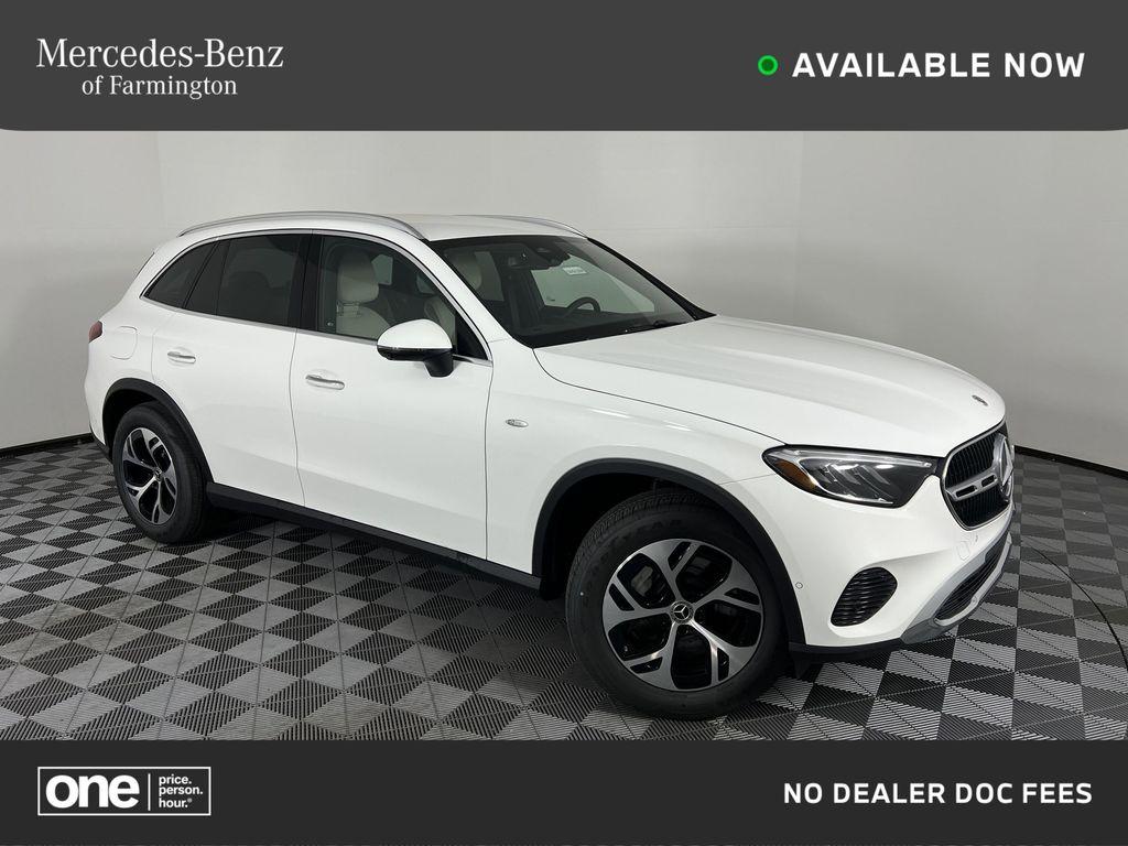 new 2025 Mercedes-Benz GLC 350e car, priced at $63,900
