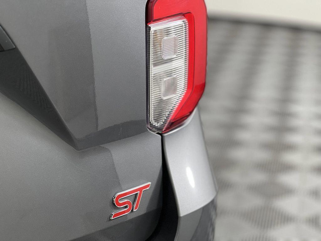 used 2021 Ford Explorer car, priced at $32,279