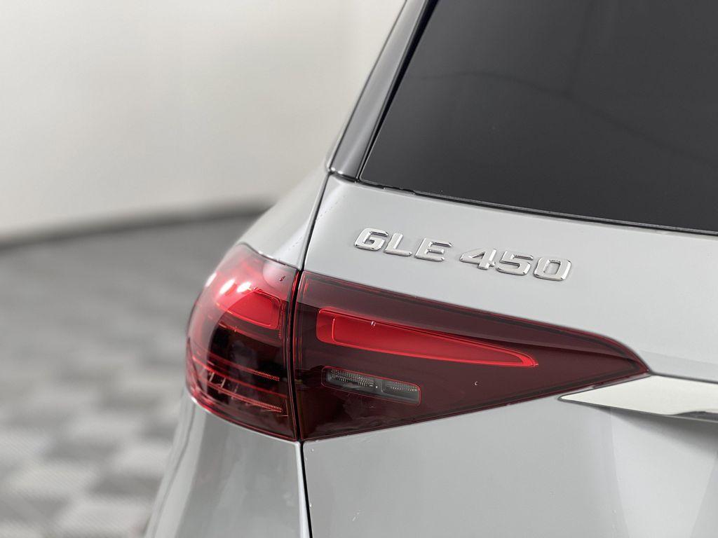 new 2026 Mercedes-Benz GLE 450 car, priced at $88,340