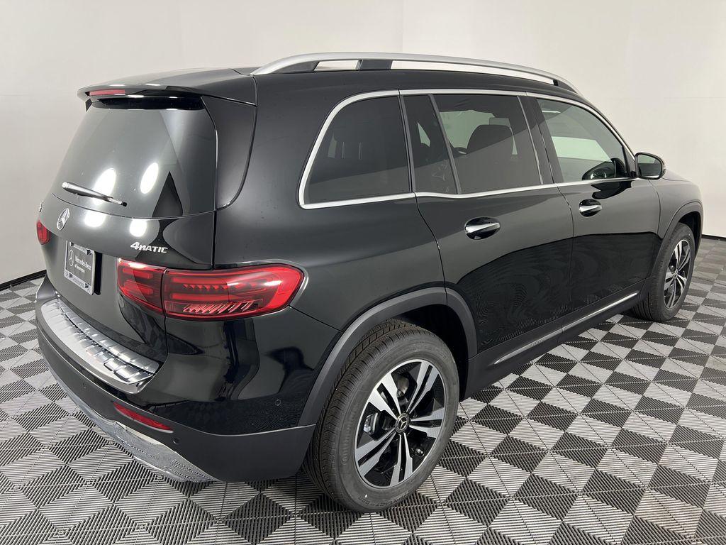 new 2025 Mercedes-Benz GLB 250 car, priced at $49,595