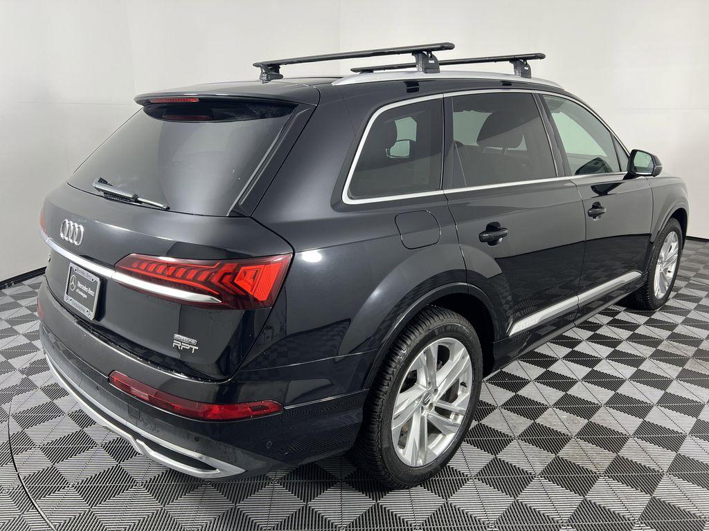 used 2020 Audi Q7 car, priced at $27,340