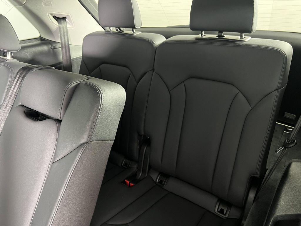 used 2020 Audi Q7 car, priced at $27,340
