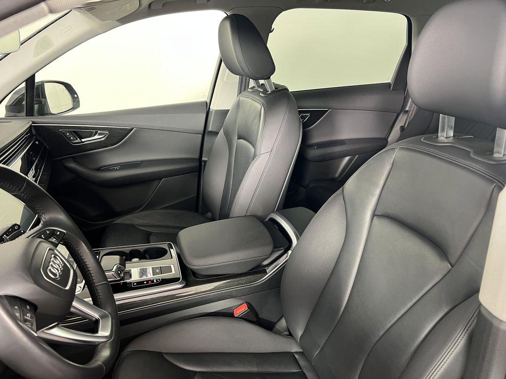 used 2020 Audi Q7 car, priced at $27,340