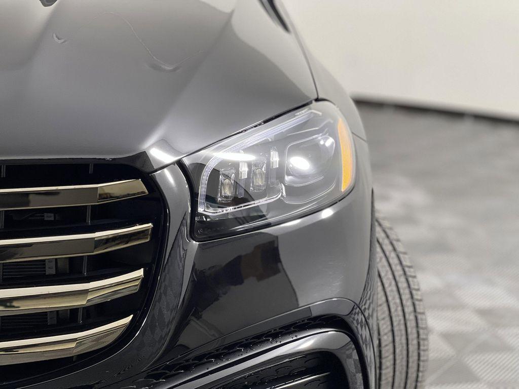 new 2026 Mercedes-Benz GLS 450 car, priced at $100,410