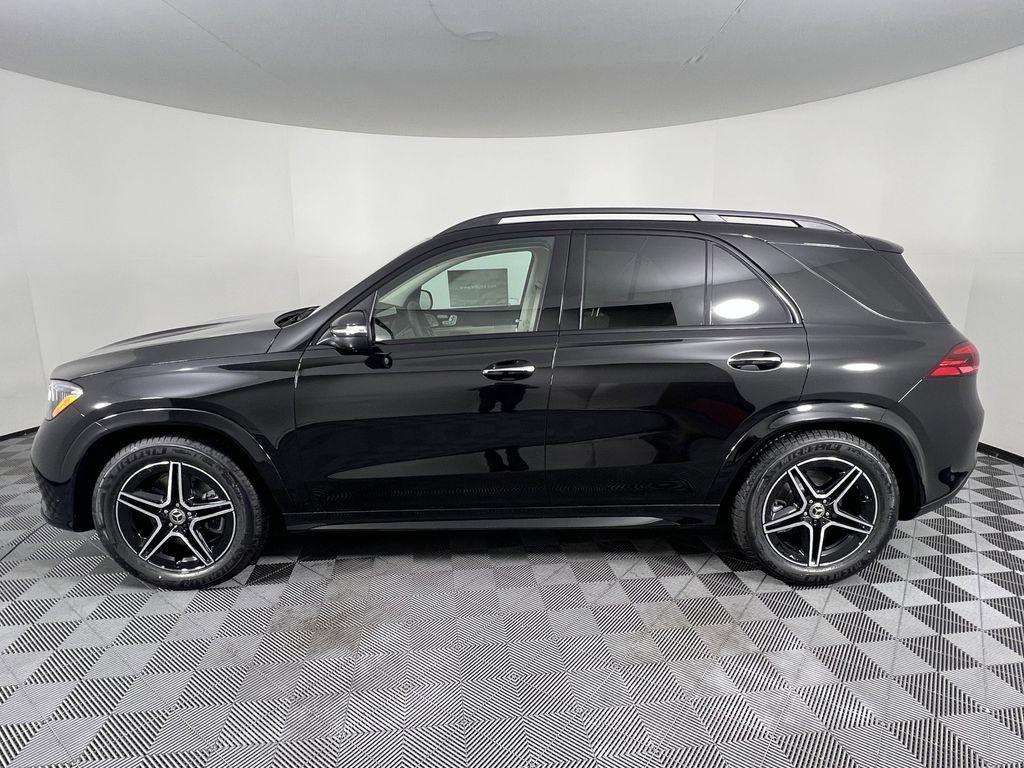 new 2026 Mercedes-Benz GLE 450 car, priced at $77,615