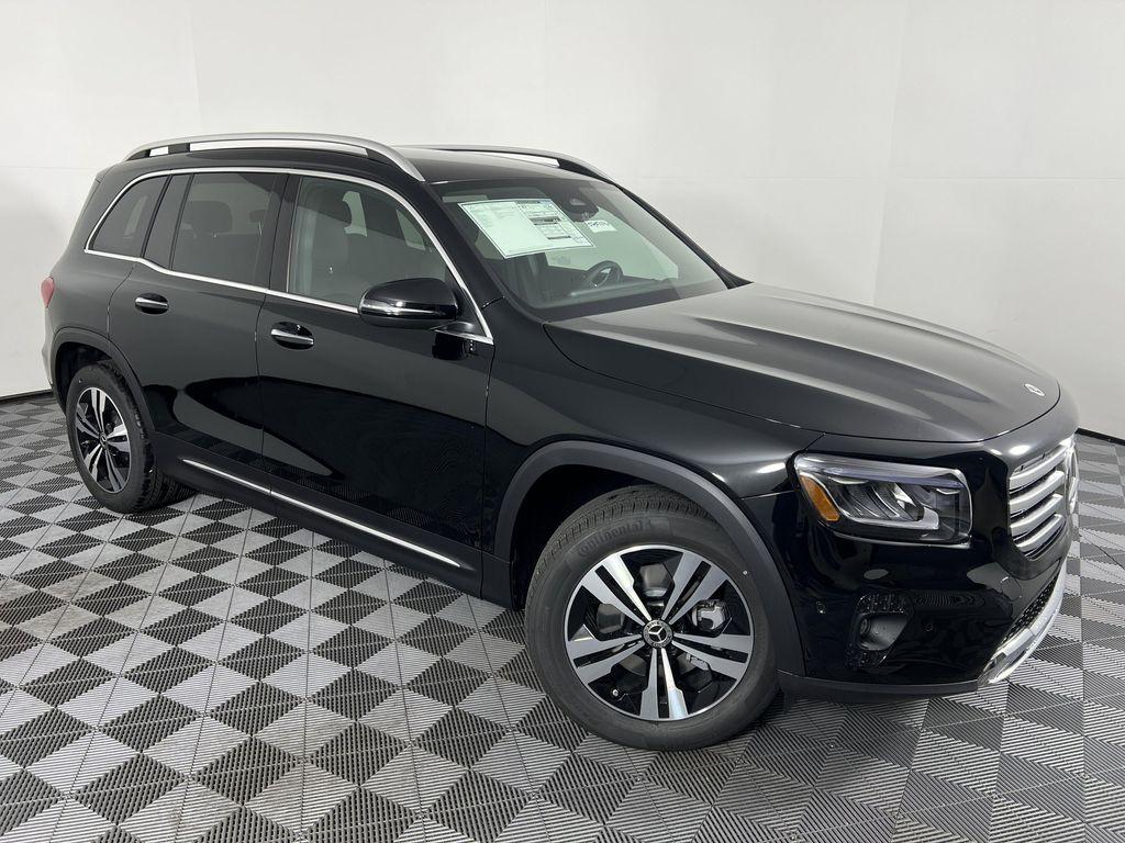 new 2025 Mercedes-Benz GLB 250 car, priced at $49,595