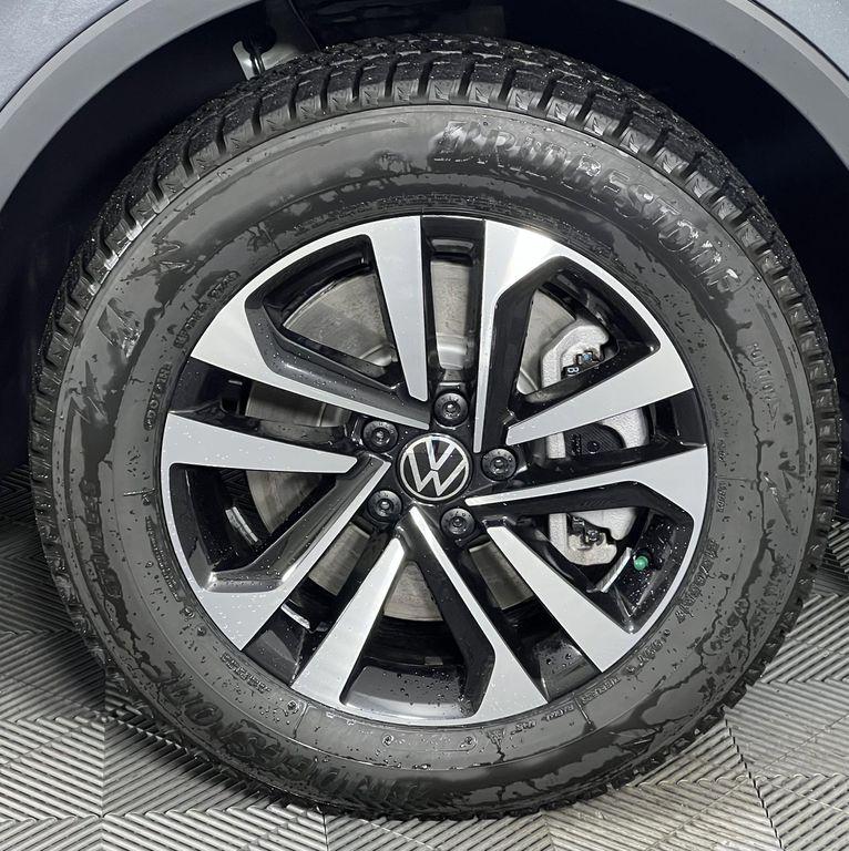used 2024 Volkswagen Tiguan car, priced at $24,233
