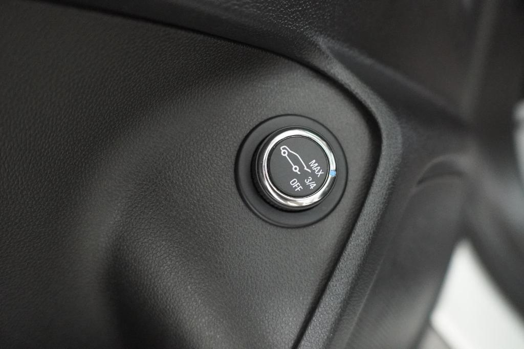 used 2025 Chevrolet TrailBlazer car, priced at $22,444