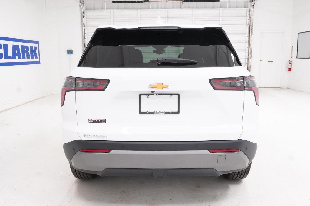 new 2026 Chevrolet Equinox car, priced at $33,070