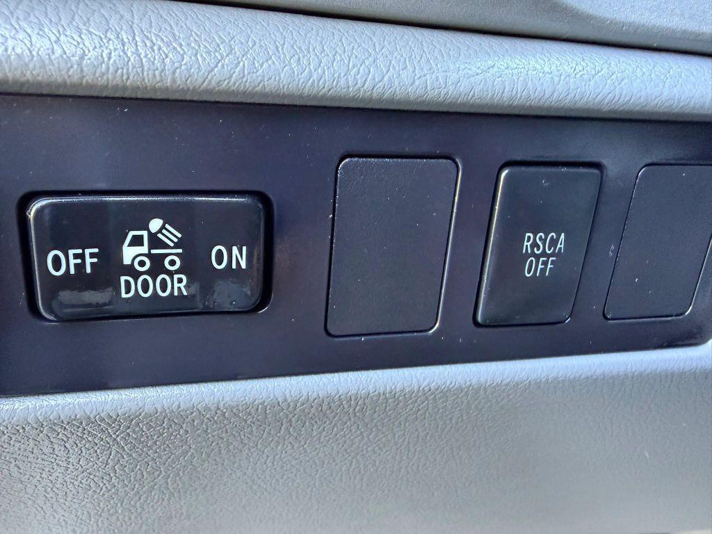 used 2007 Toyota Tundra car, priced at $11,995