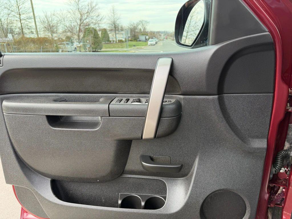 used 2013 GMC Sierra 1500 car, priced at $10,995