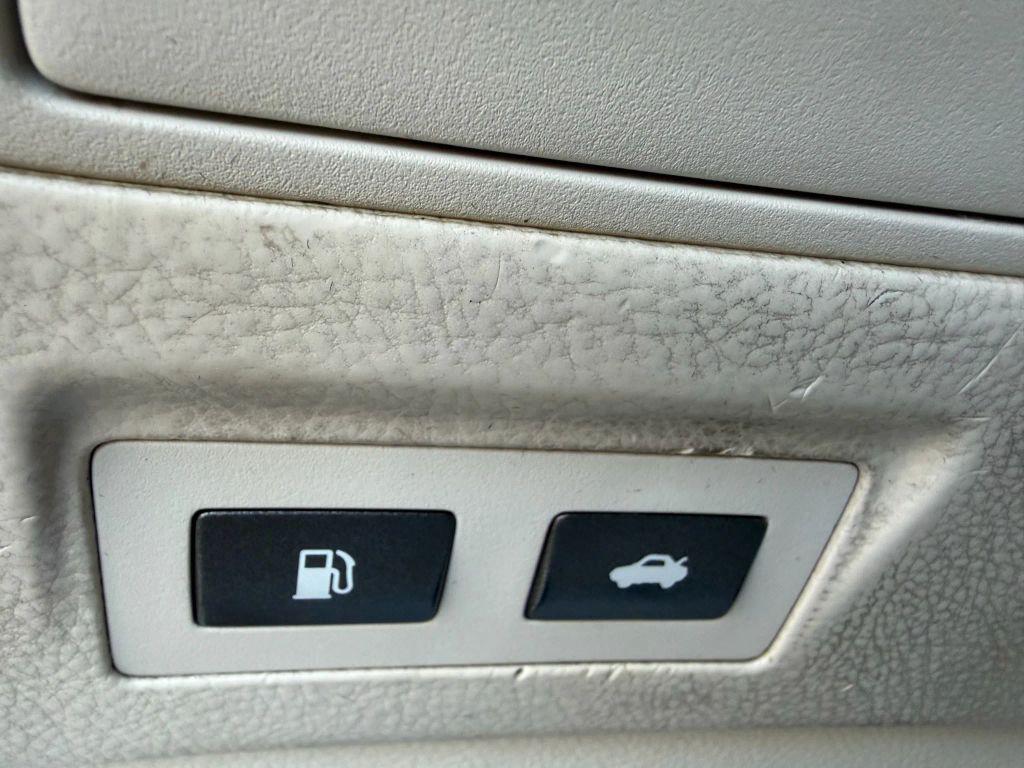 used 2007 Lexus LS 460 car, priced at $6,995