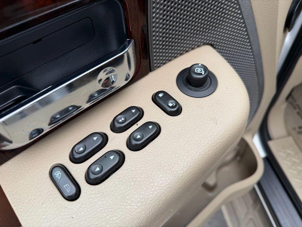 used 2006 Ford F-150 car, priced at $14,995