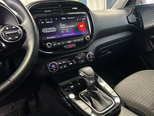 used 2024 Kia Soul car, priced at $23,940