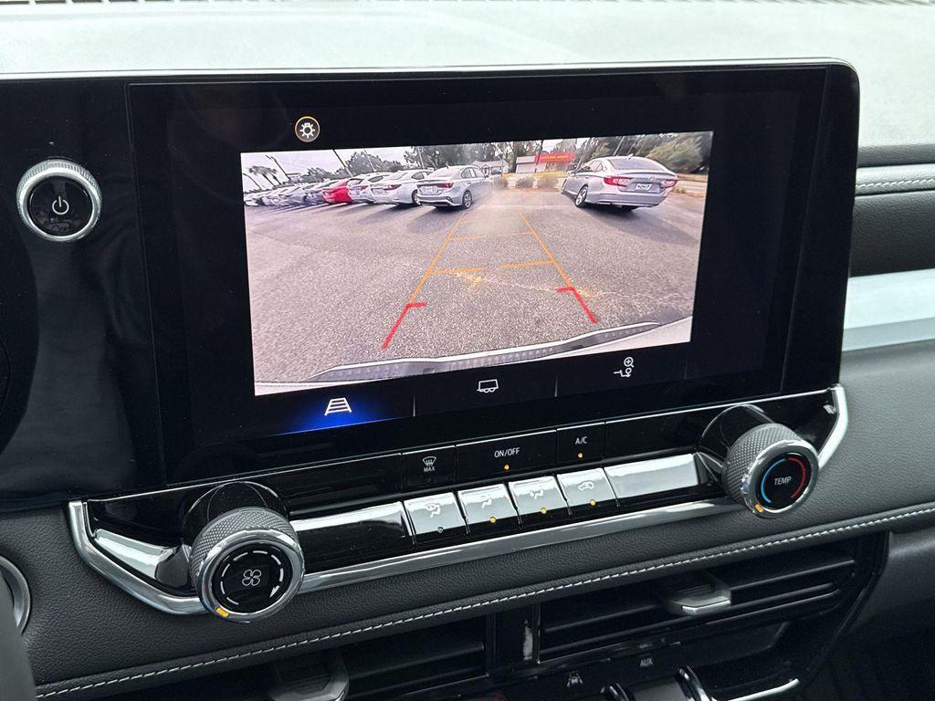 used 2024 Chevrolet Colorado car, priced at $33,900