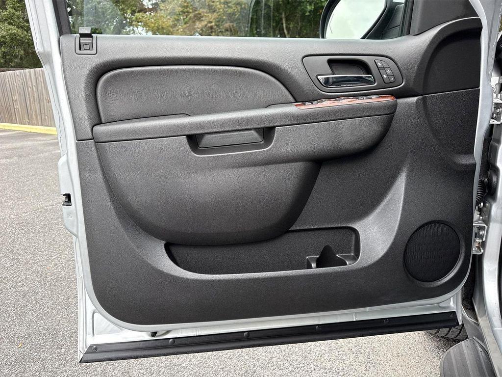 used 2012 Chevrolet Suburban car, priced at $14,900