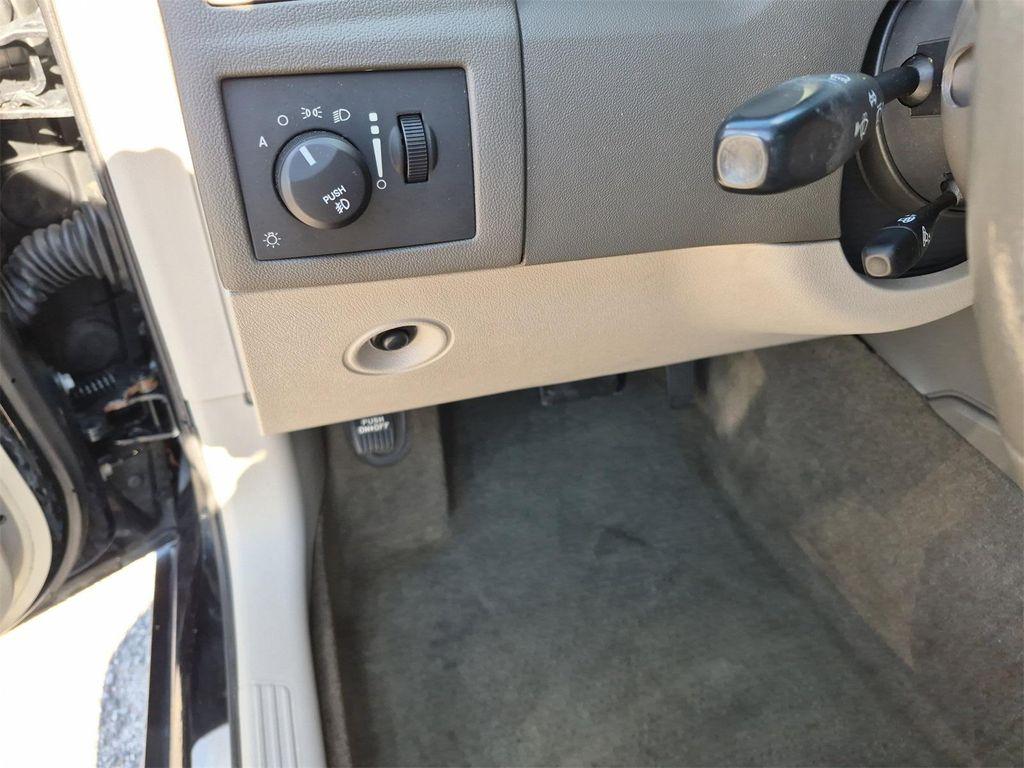 used 2008 Chrysler 300C car, priced at $7,900