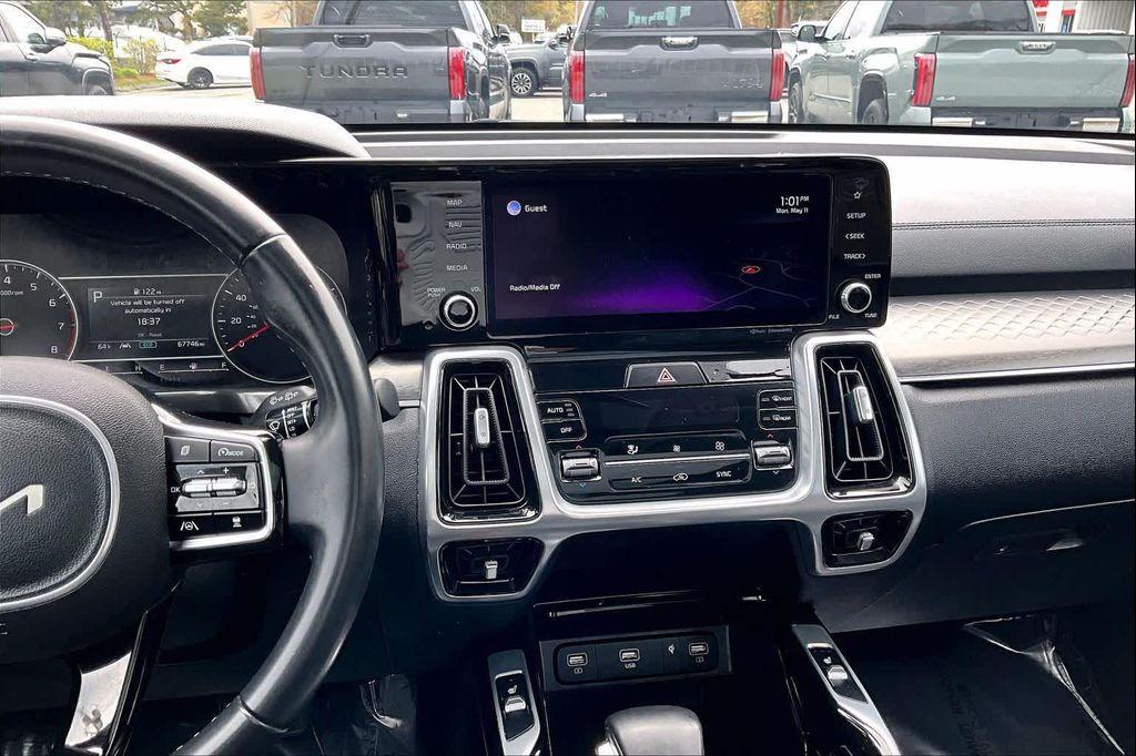 used 2022 Kia Sorento car, priced at $26,733