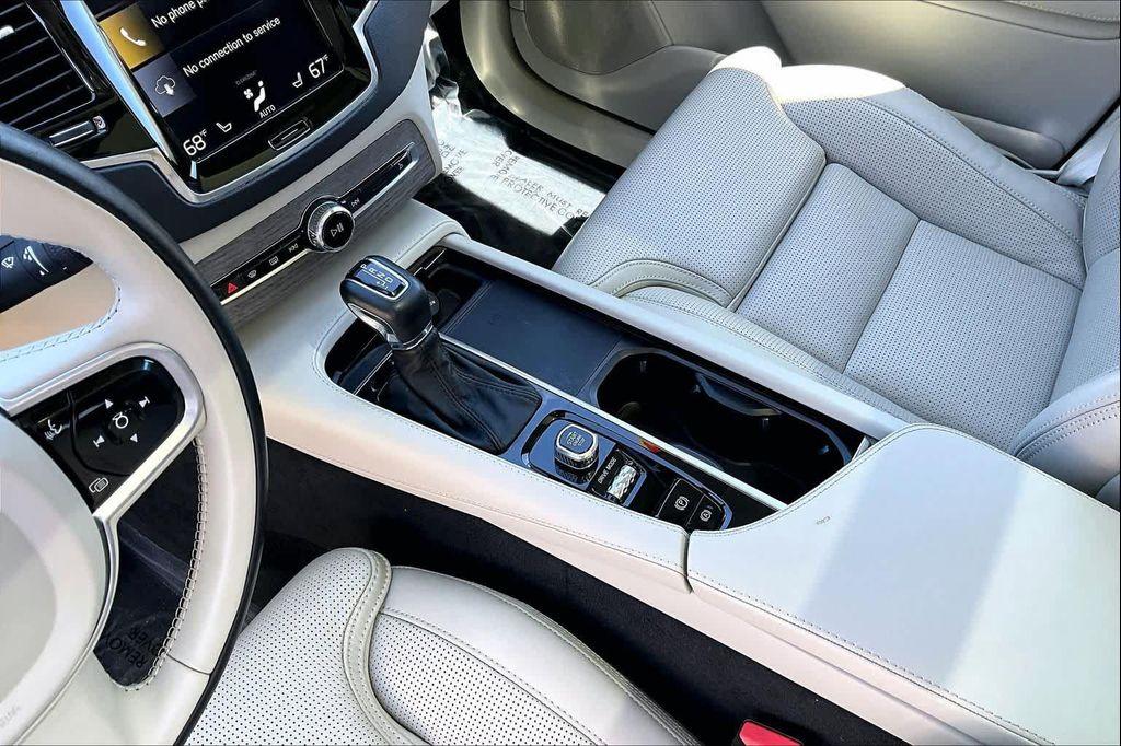 used 2021 Volvo XC90 car, priced at $34,136