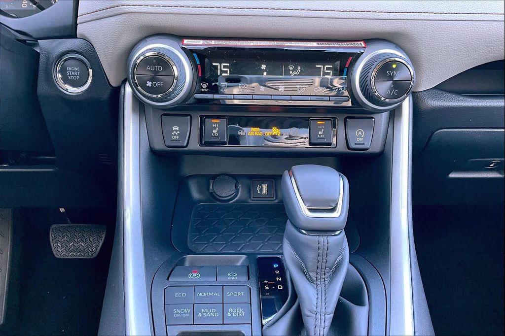 new 2025 Toyota RAV4 car, priced at $40,477