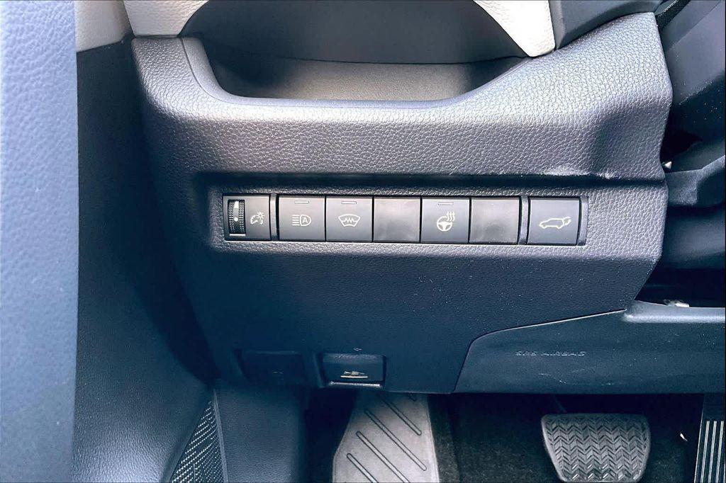 new 2025 Toyota RAV4 car, priced at $40,477