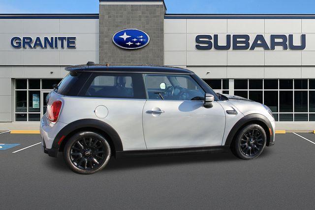 used 2022 MINI Hardtop car, priced at $19,990