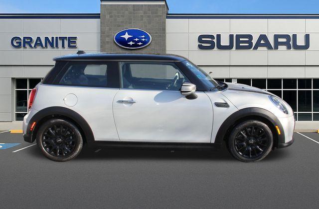 used 2022 MINI Hardtop car, priced at $19,990