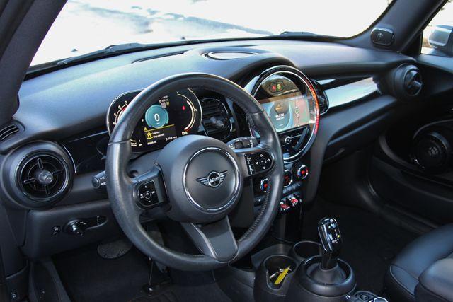 used 2022 MINI Hardtop car, priced at $19,990