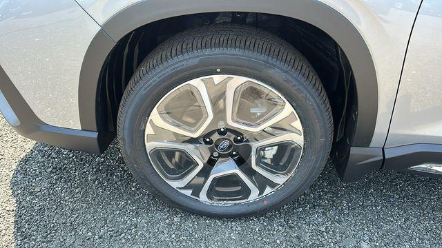 new 2025 Subaru Ascent car, priced at $54,106