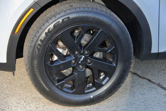 used 2022 Kia Sorento car, priced at $23,990