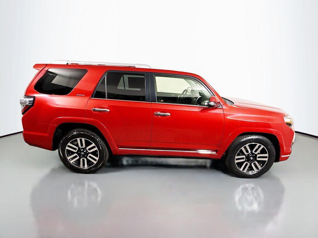 2018 Barcelona Red Metallic Toyota 4Runner