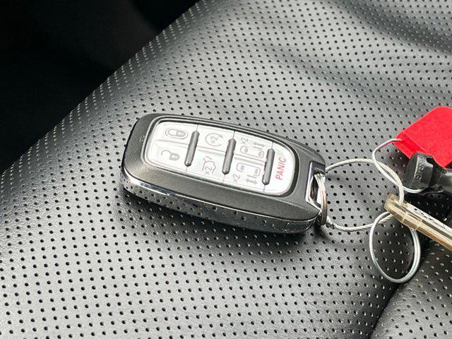 used 2025 Chrysler Pacifica car, priced at $34,195