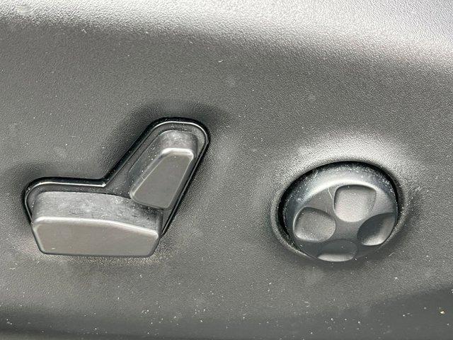 used 2025 Chrysler Pacifica car, priced at $34,195