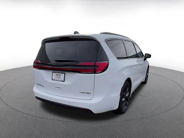 used 2025 Chrysler Pacifica car, priced at $34,195