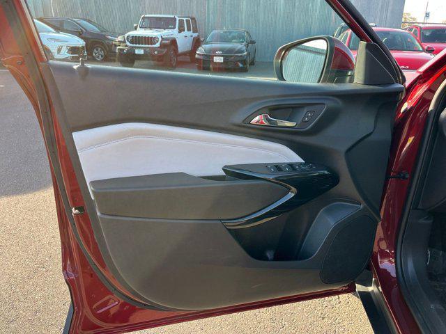 used 2025 Chevrolet Trax car, priced at $19,304