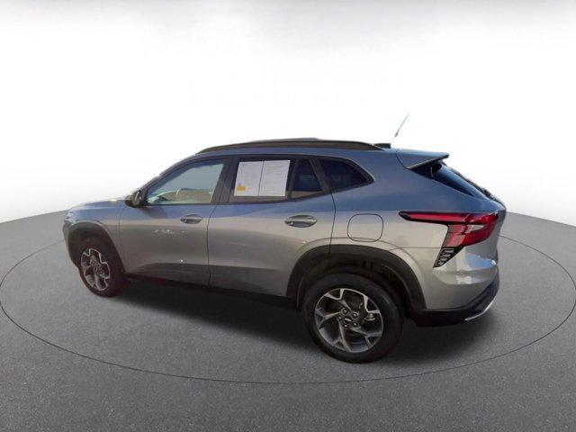 used 2025 Chevrolet Trax car, priced at $18,302