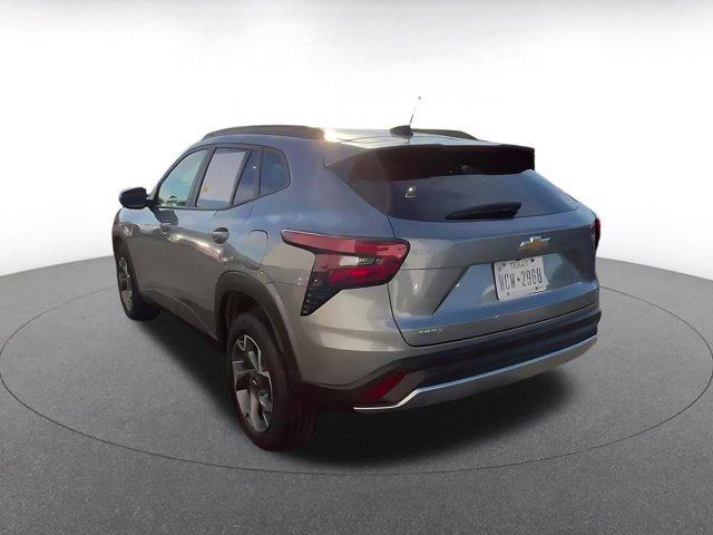 used 2025 Chevrolet Trax car, priced at $18,302