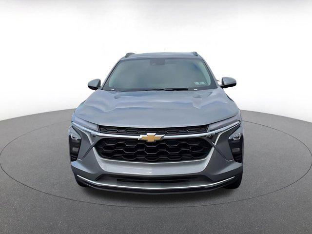 used 2025 Chevrolet Trax car, priced at $18,460
