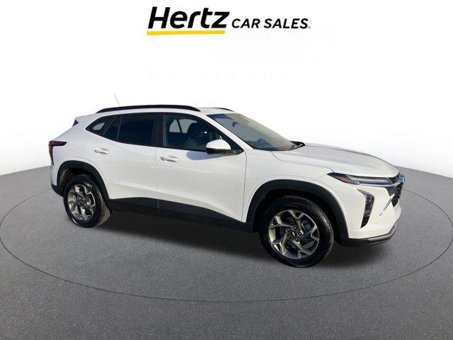 used 2025 Chevrolet Trax car, priced at $19,413