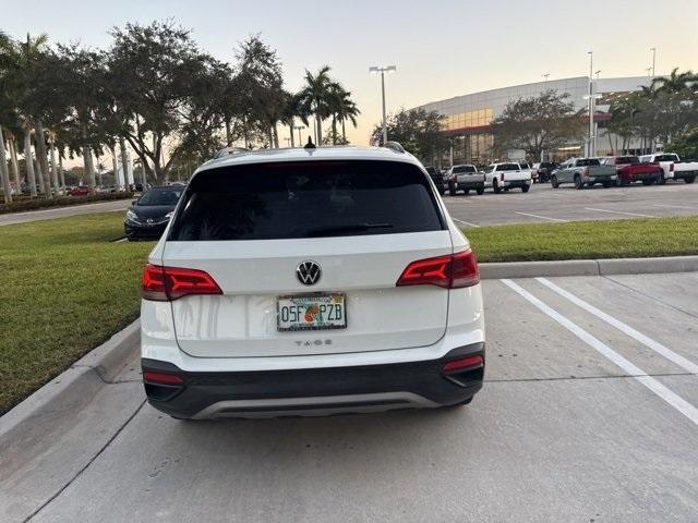 used 2022 Volkswagen Taos car