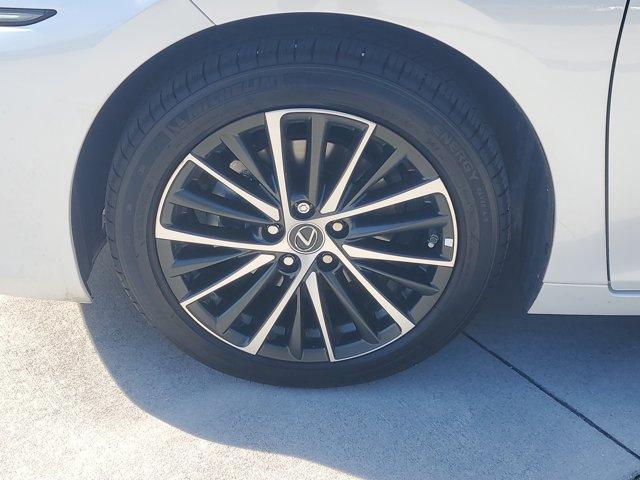 used 2025 Lexus ES 350 car, priced at $43,529