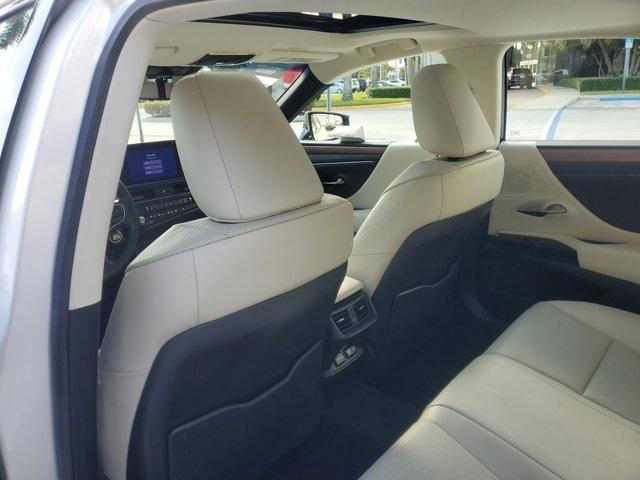 used 2025 Lexus ES 350 car, priced at $42,560