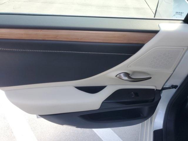 used 2025 Lexus ES 350 car, priced at $42,560