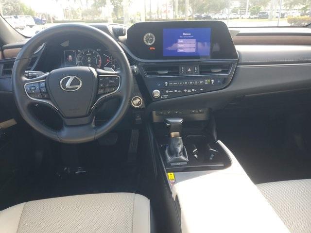 used 2025 Lexus ES 350 car, priced at $42,560